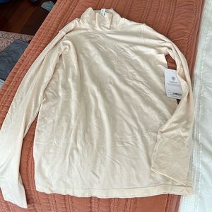 Athleta Foresthill Ascent Turtleneck